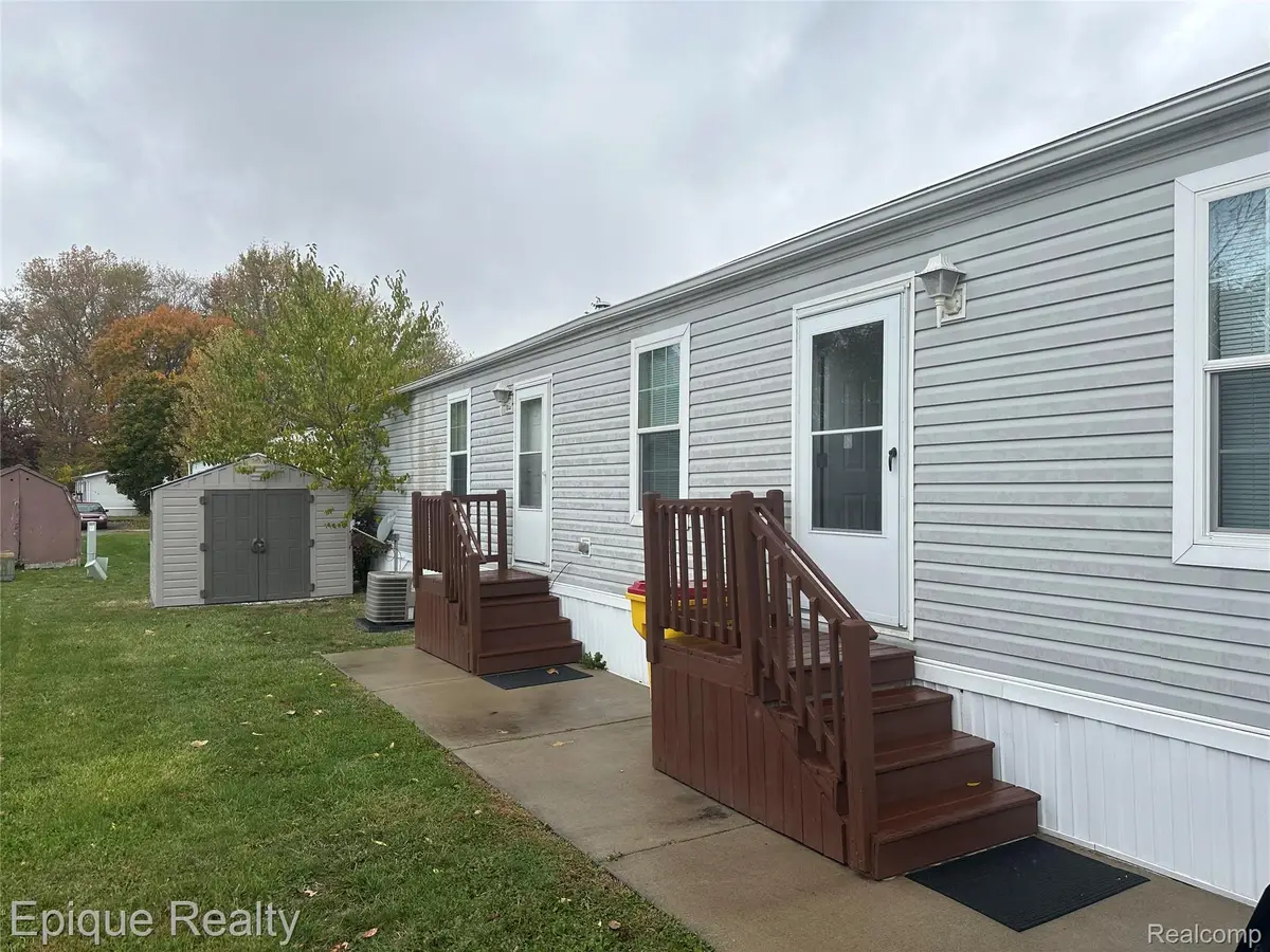 16031 Beech Daly Road, Taylor, MI 48180 - Image #1