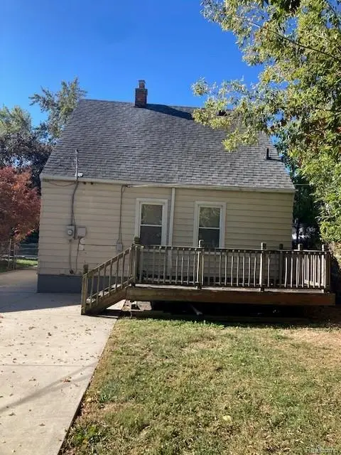 18549 Elkhart Street, Harper Woods, MI 48225 - Image #2