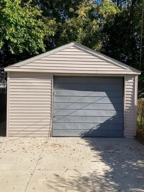 18549 Elkhart Street, Harper Woods, MI 48225 - Image #3