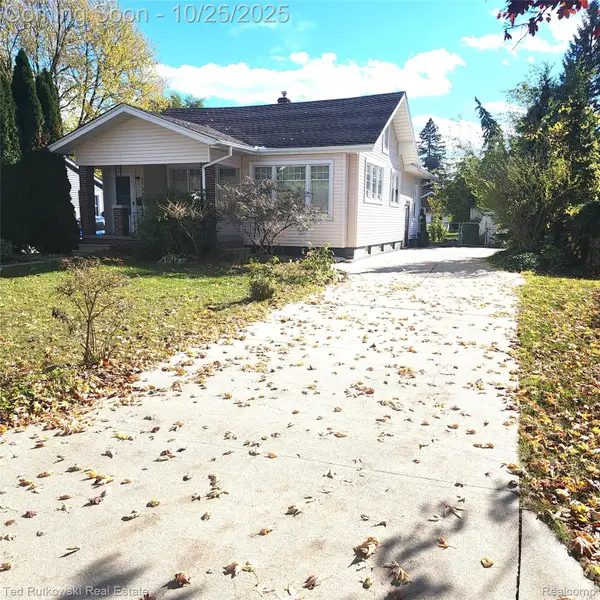 1720 Gillett Street, PortHuron, MI 48060