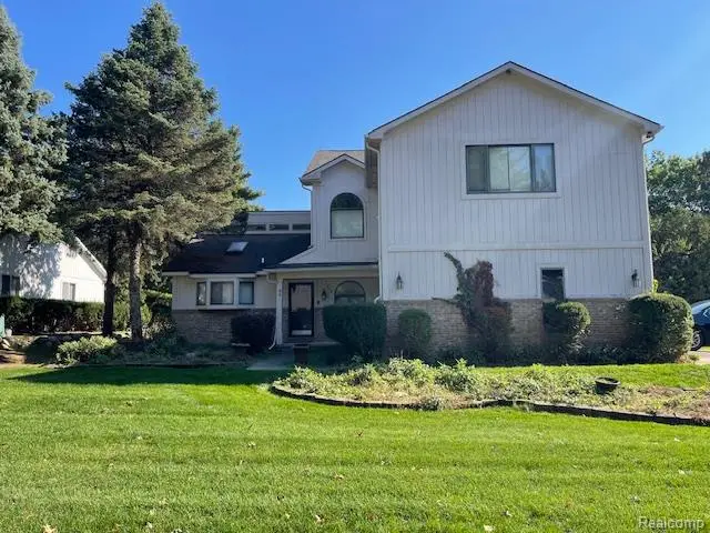 4278 Arbour Drive, Commerce, MI 48390 - Image #1