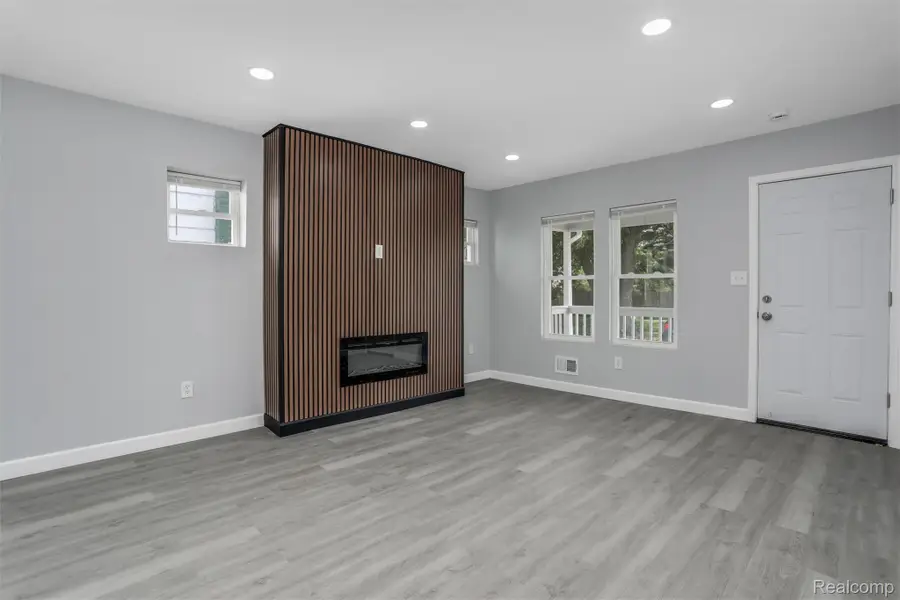 1958 Louise Street, Detroit, MI 48203 - Image #2