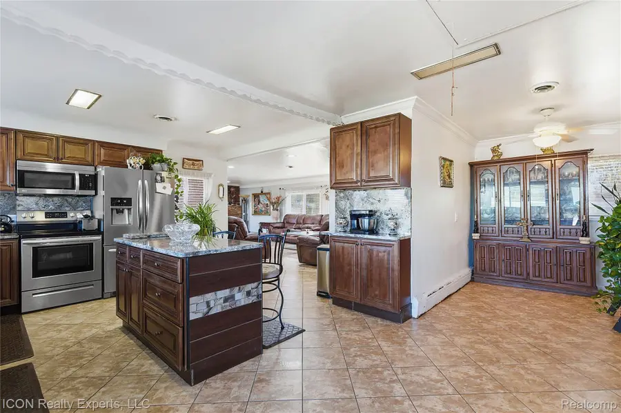 5072 15 Mile Road, Sterling Heights, MI 48310 - Image #3