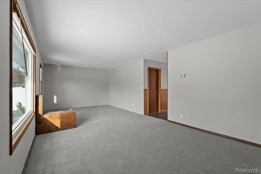 6123 Stephen, Brighton, MI 48116 - Image #2