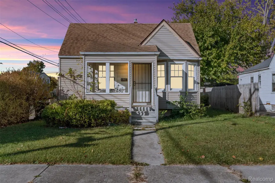 8203 Brace Street, Detroit, MI 48228 - Image #2