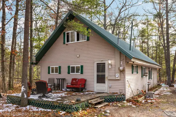 5987 Hillside Drive, Lewiston, MI 49756