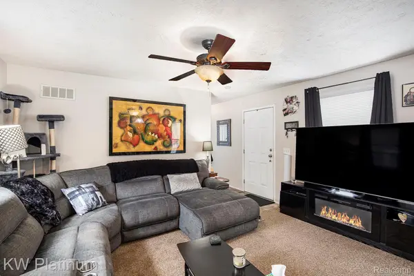 57911 Lancaster Road, Washington, MI 48094