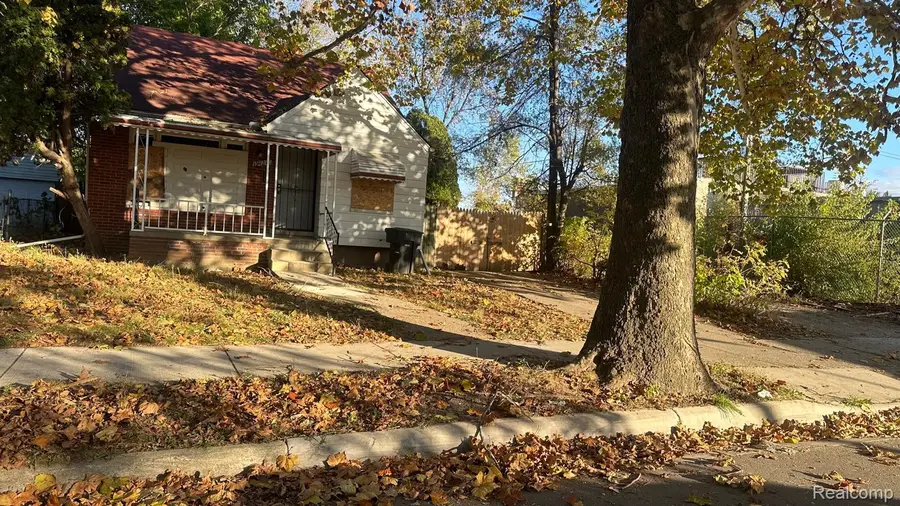 19126 Patton Street, Detroit, MI 48219 - Image #2