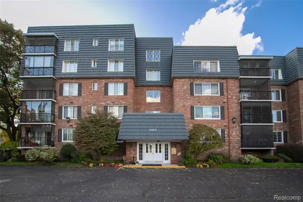3415 Benjamin Avenue #403, RoyalOak, MI 48073