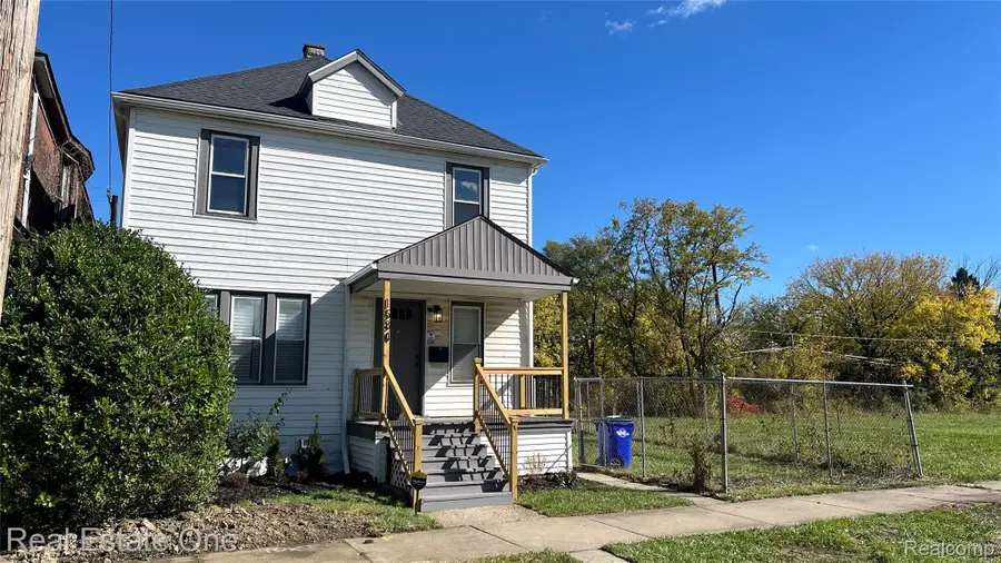 1534 Saint Clair Street, Detroit, MI 48214 - Image #2
