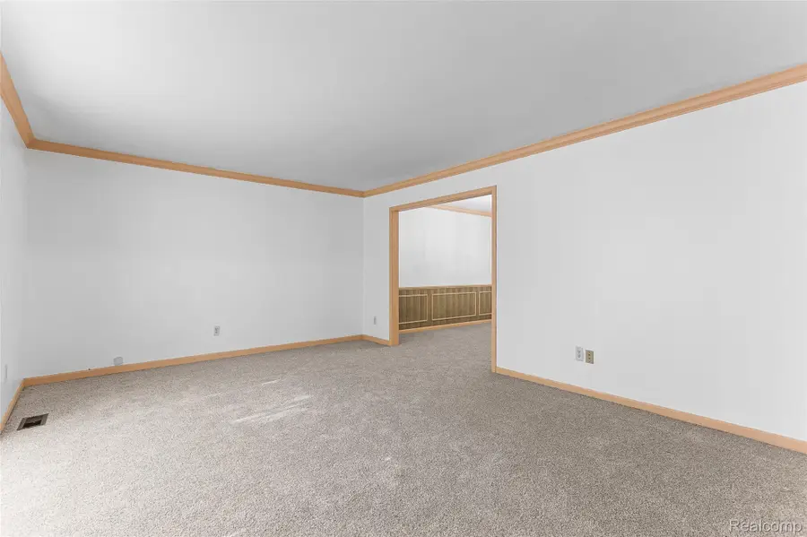 1880 Pelican Court, Troy, MI 48084 - Image #2