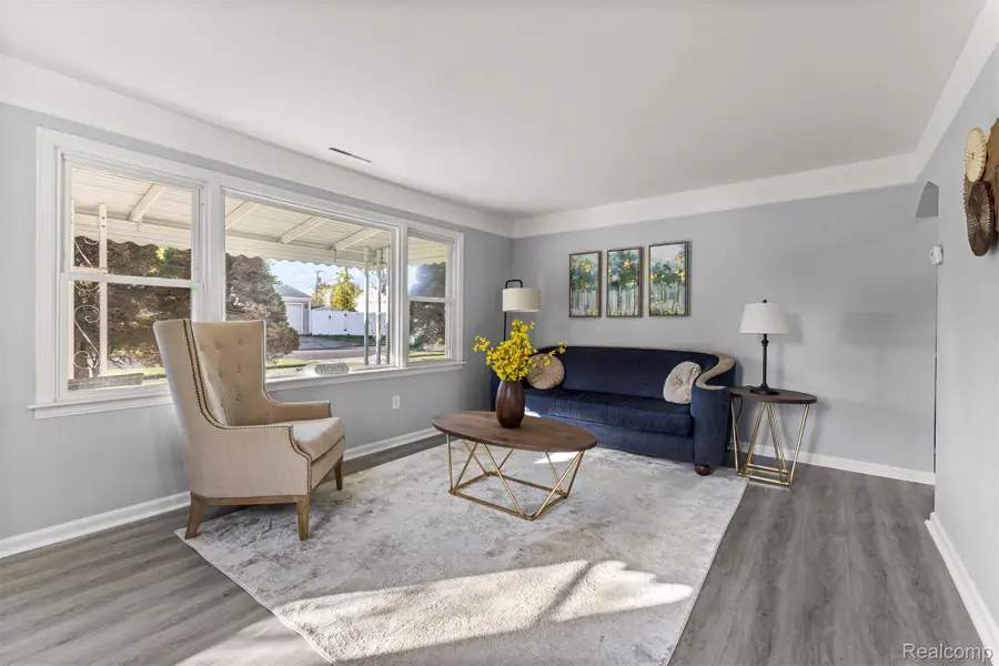 28424 Elmwood Street, Garden City, MI 48135 - Image #3