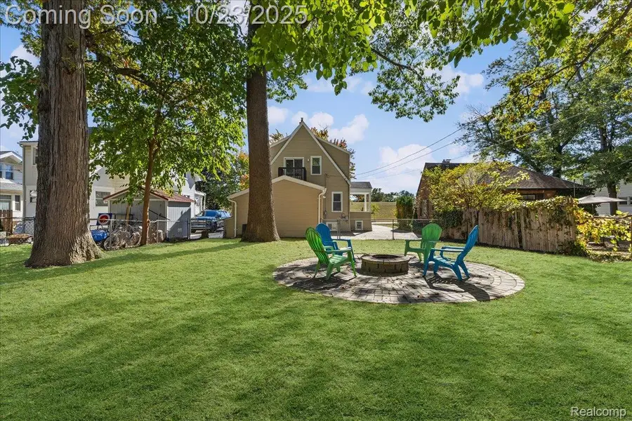 129 E Maryland Avenue, Royal Oak, MI 48067 - Image #2