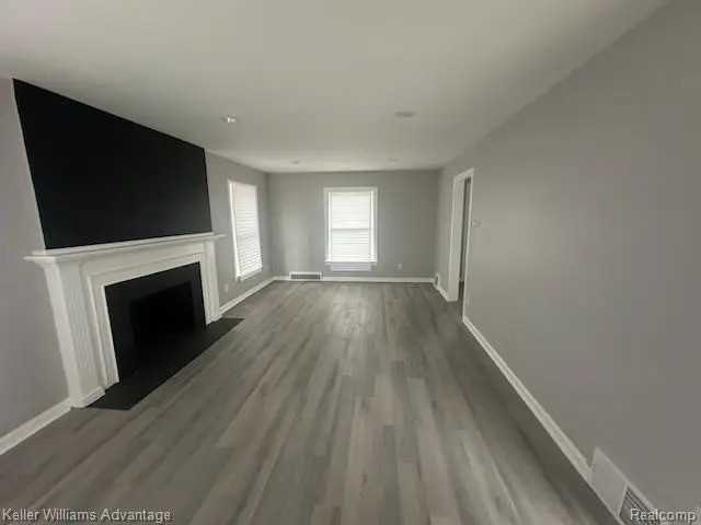 8897 Hartwell Street, Detroit, MI 48228 - Image #2