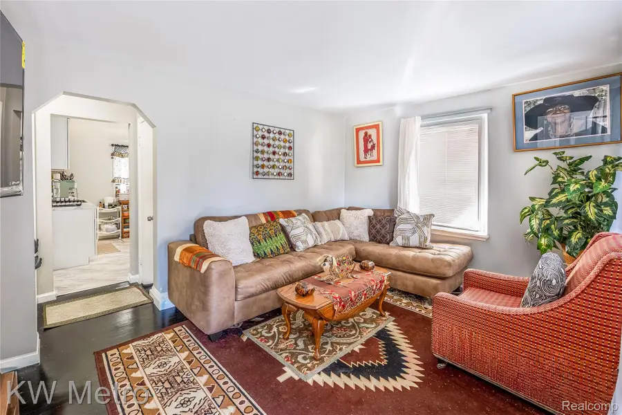 8682 Fielding Street, Detroit, MI 48228 - Image #2