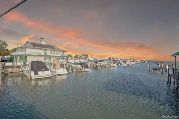 32081 N River Road, HarrisonTownship, MI 48045