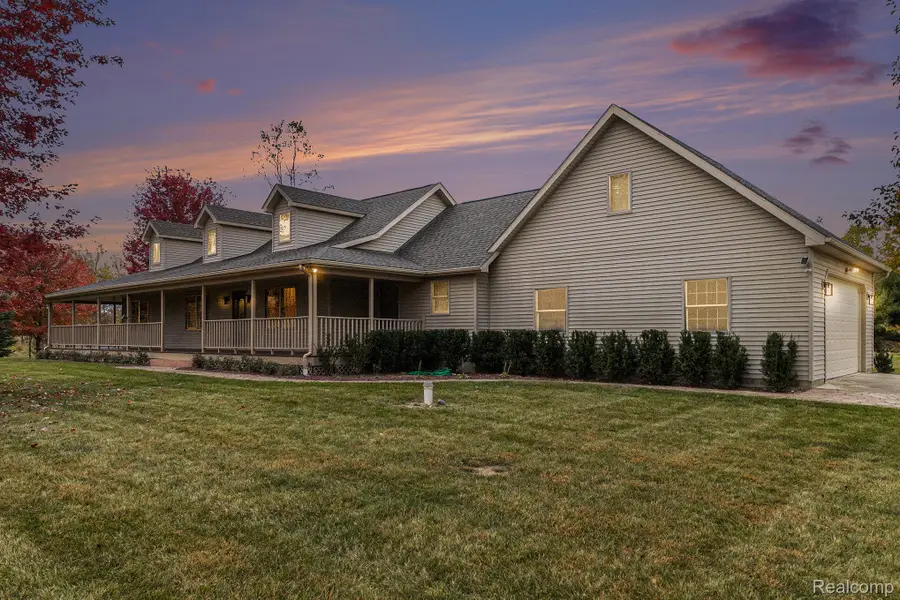 3598 Gannon Road, Howell, MI 48855 - Image #2