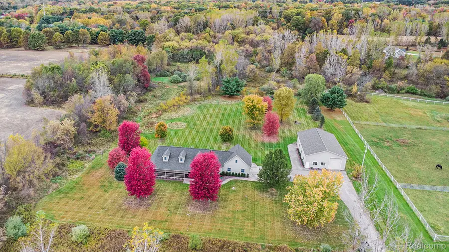 3598 Gannon Road, Howell, MI 48855 - Image #3