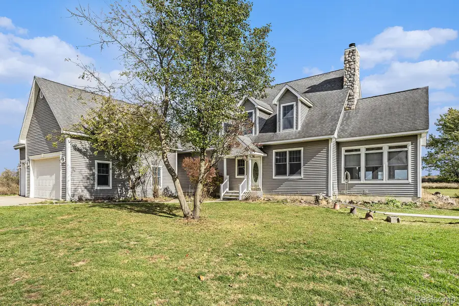 3290 Fisher Road, Howell, MI 48855 - Image #3