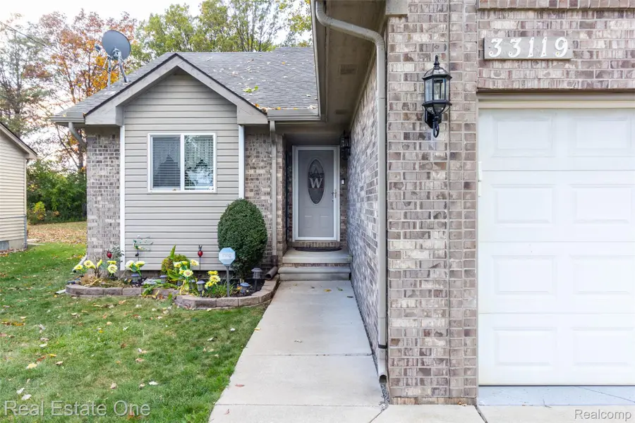 33119 Robeson Street, Saint Clair Shores, MI 48082 - Image #2