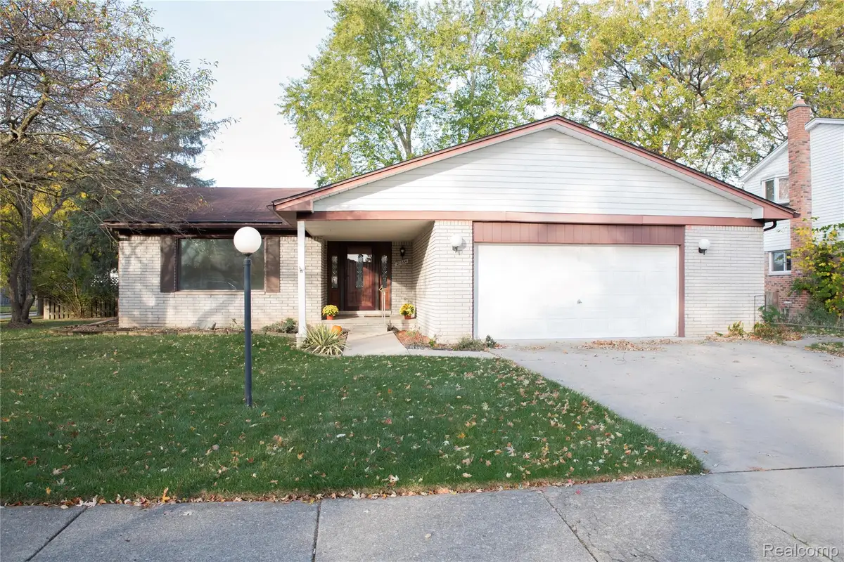 21664 Hall Road, Woodhaven, MI 48183 - #1