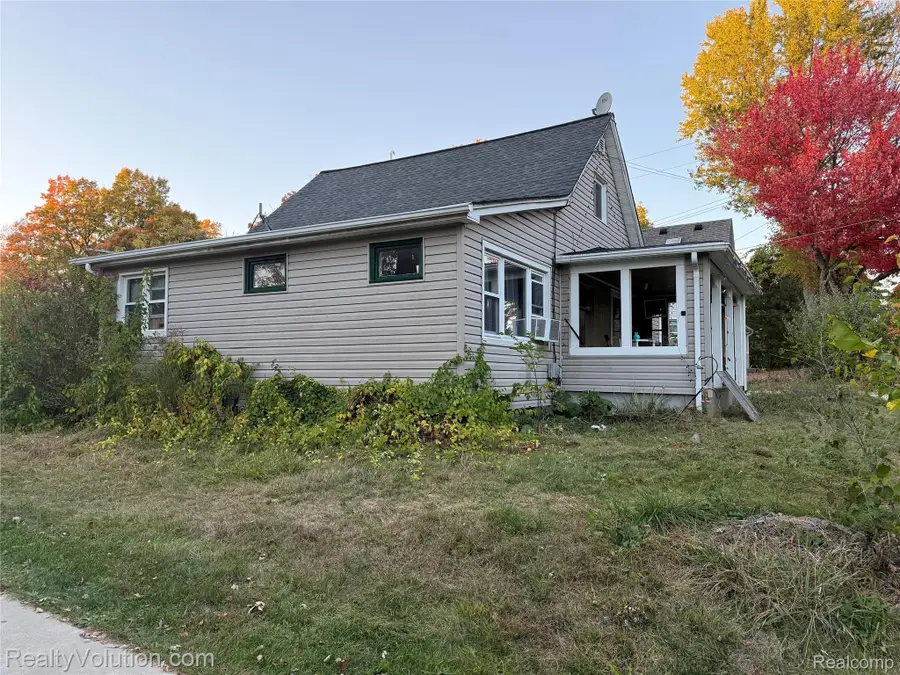 4090 School Street, Metamora, MI 48455 - Image #3