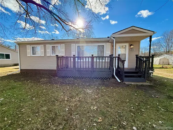 45949 Bontekos Avenue, Belleville, MI 48111