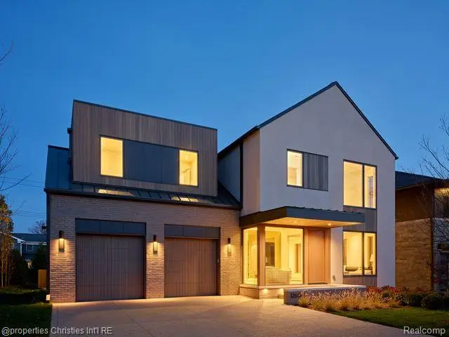 1260 Lyonhurst Street, Birmingham, MI 48009 - Image #2