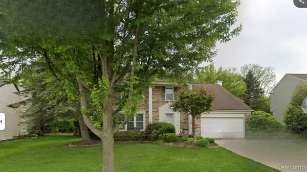 552 Whitney Drive, RochesterHills, MI 48307