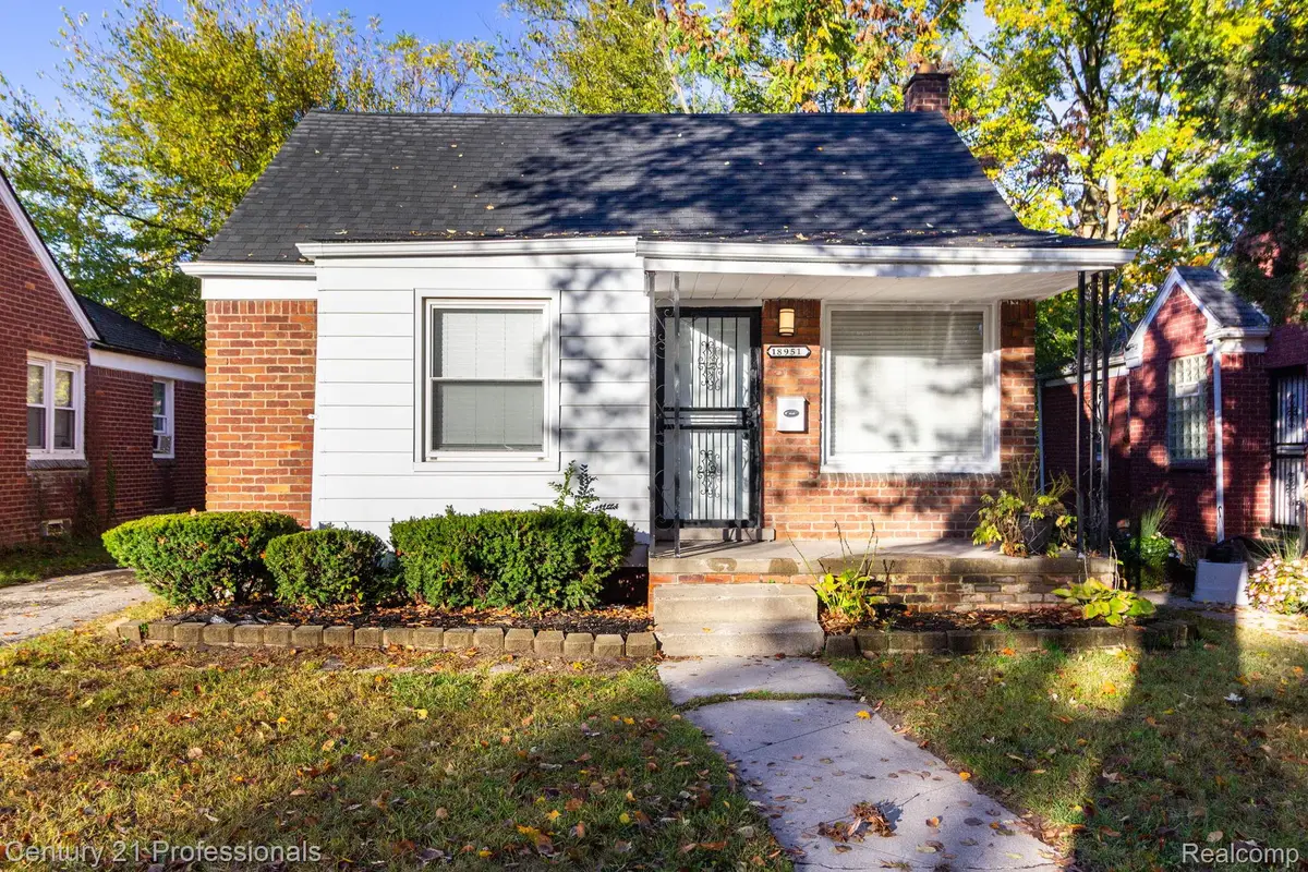 18951 Edinborough Road, Detroit, MI 48219 - Image #1