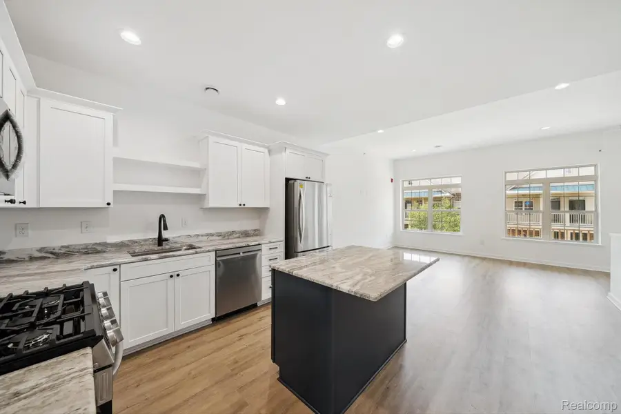 433 Village Drive #189, Walled Lake, MI 48390 - Image #3