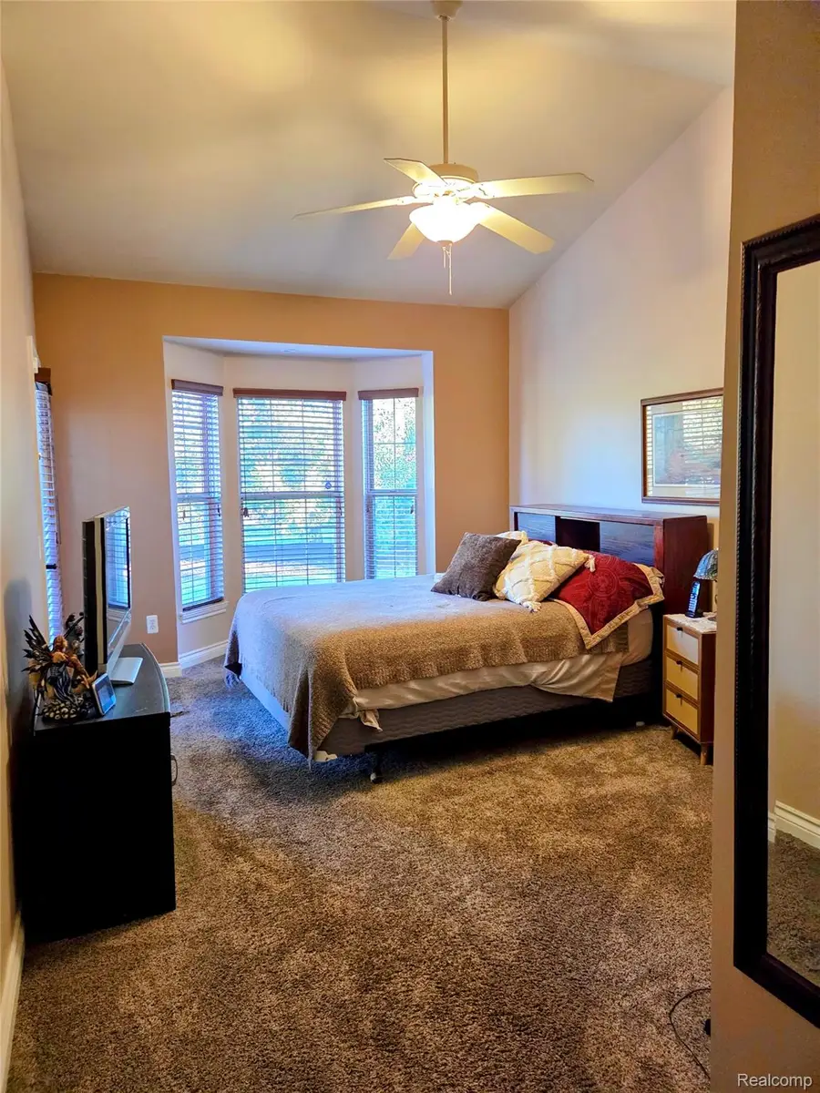 23836 Juniper Juniper Drive, Woodhaven, MI 48134 - Image #2