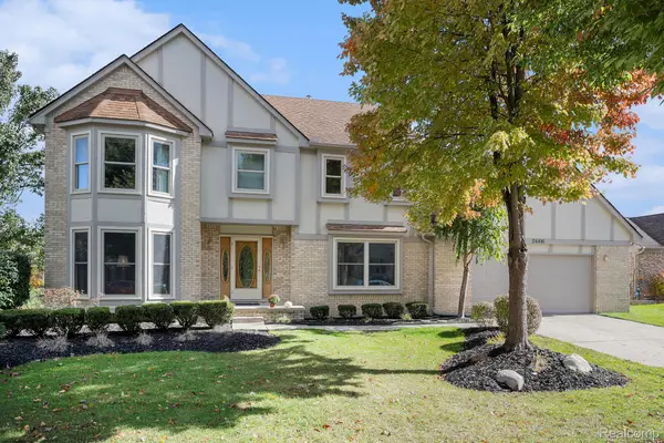24416 Venice Drive, Novi, MI 48374