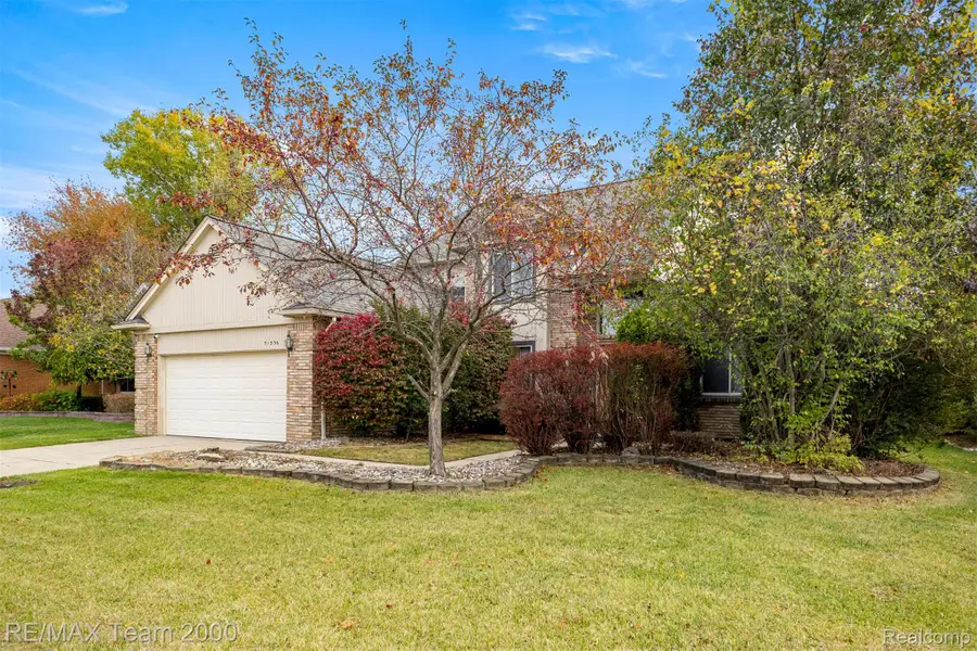 51336 Pinewood Drive, Macomb, MI 48042 - Image #2