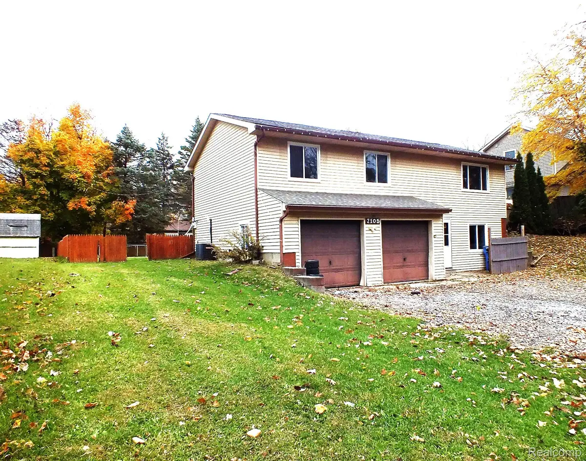 2105 Webster Park Drive, Howell, MI 48843 - Image #1