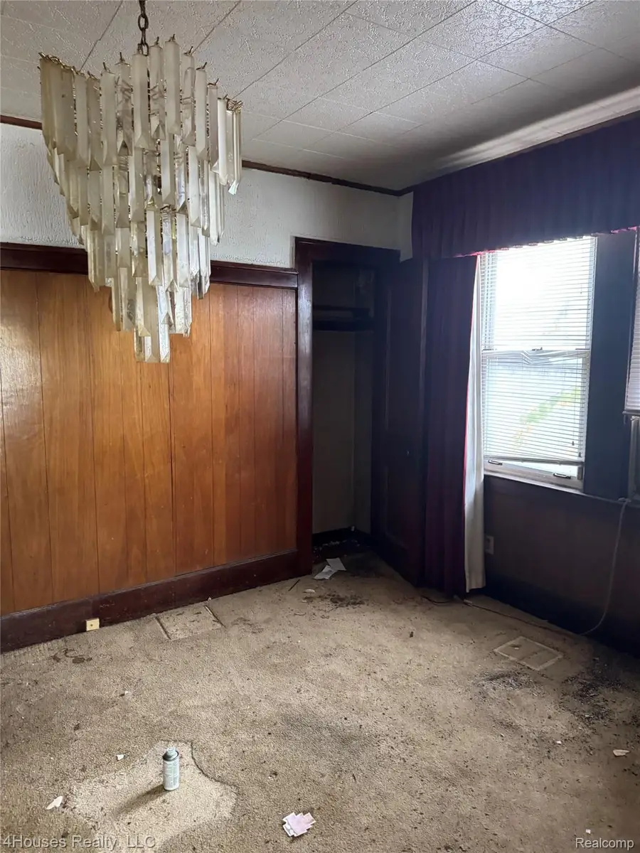 364 Cortland Street, Highland Park, MI 48203 - Image #2