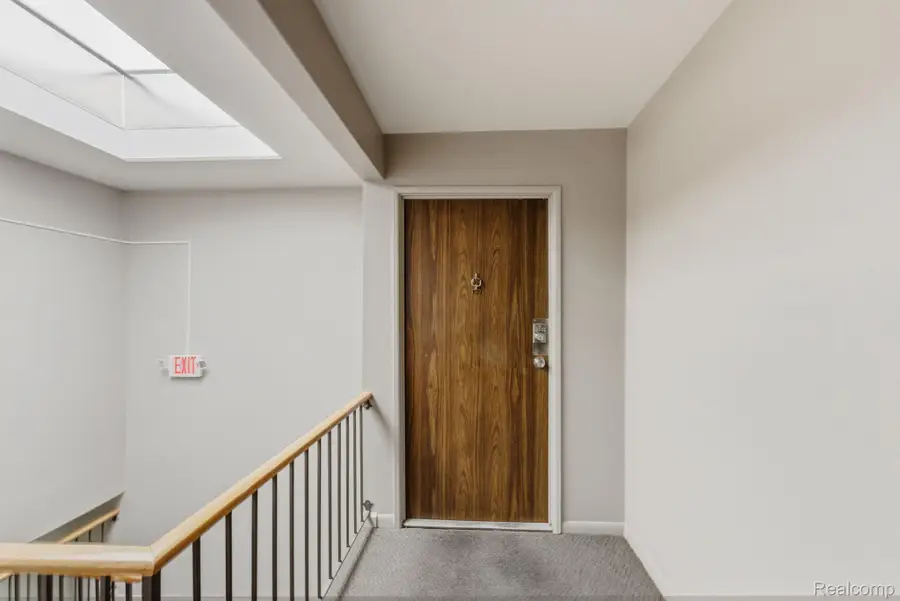 28418 W 8 Mile Road #C1, Farmington Hills, MI 48336 - Image #2