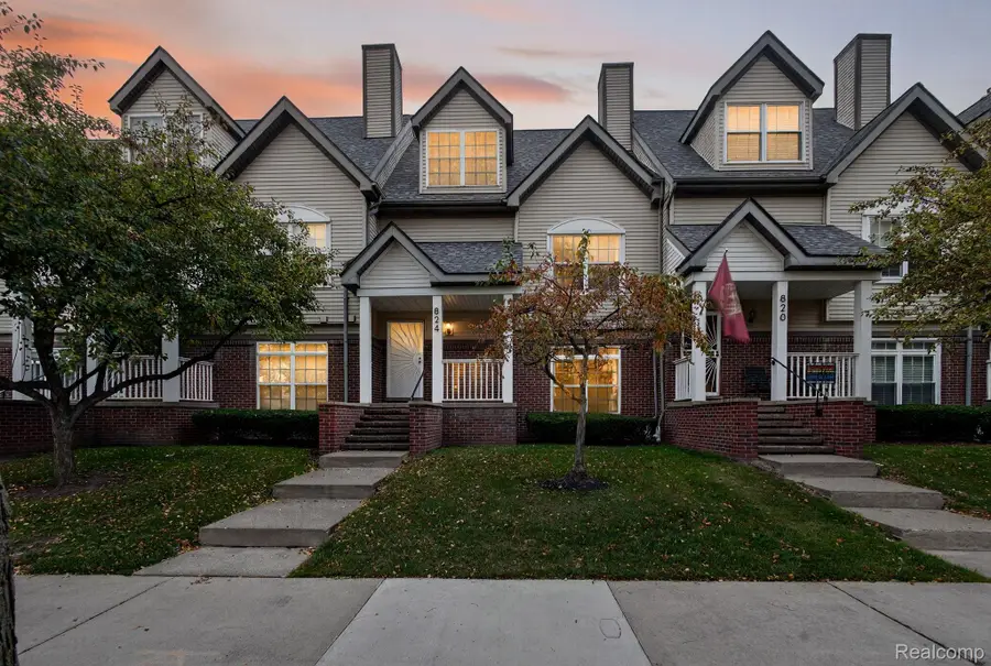 824 Lothrop, Detroit, MI 48202 - Image #2