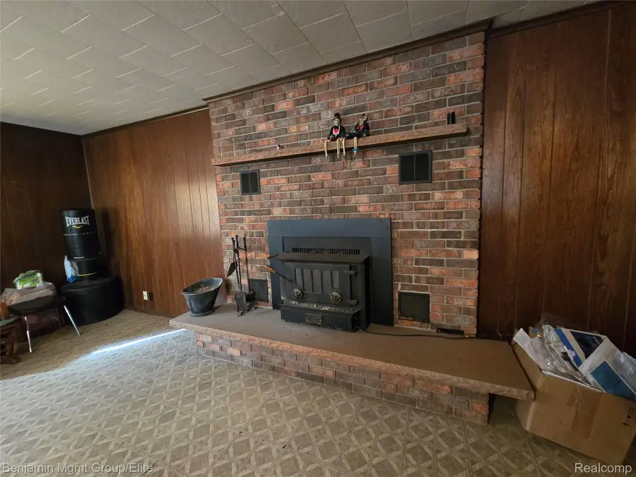 151 S Mapleleaf Road, Elba, MI 48446 - Image #2