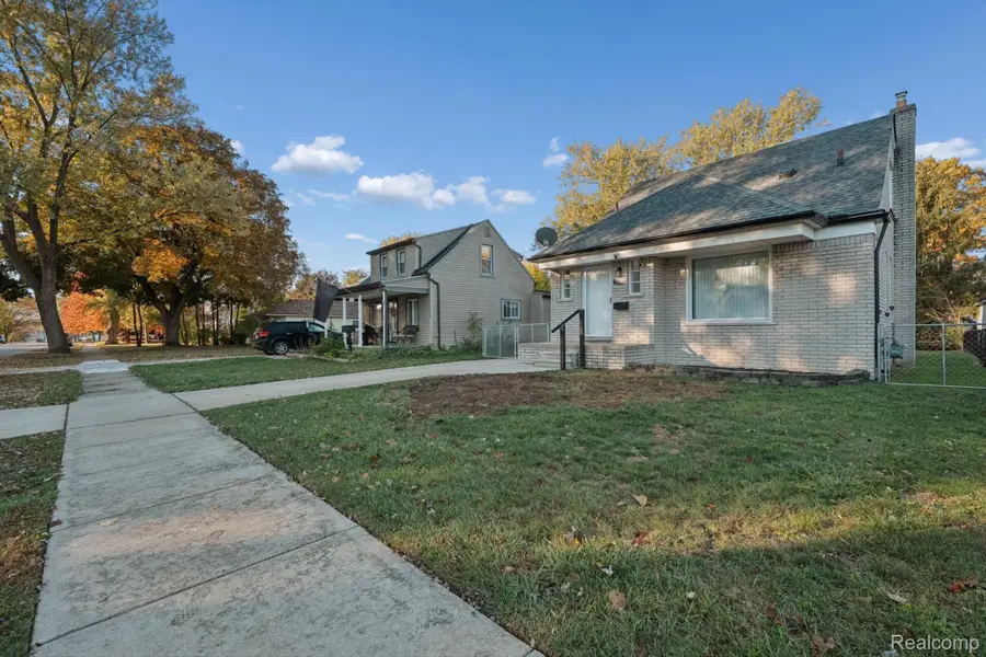 12087 Leverne, Redford, MI 48239 - Image #2