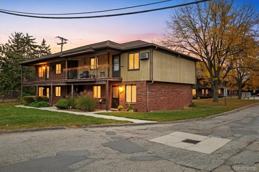 30442 Utica Road, Roseville, MI 48066 - Image #3