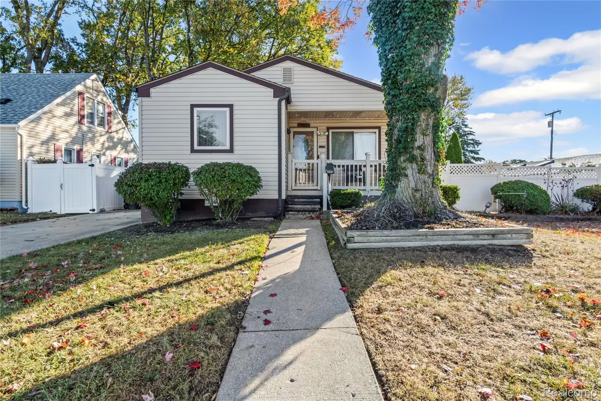 18123 Ray Street, Riverview, MI 48193 - Image #1