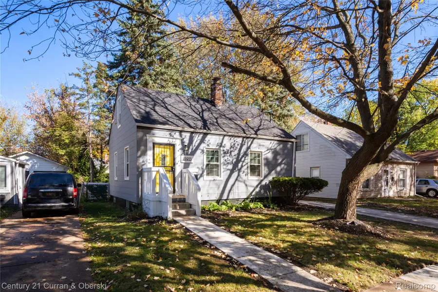 18933 Kenosha Street, Harper Woods, MI 48225 - Image #2