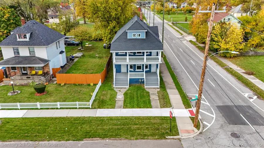 2275 Montclair Street, Detroit, MI 48214 - Image #3