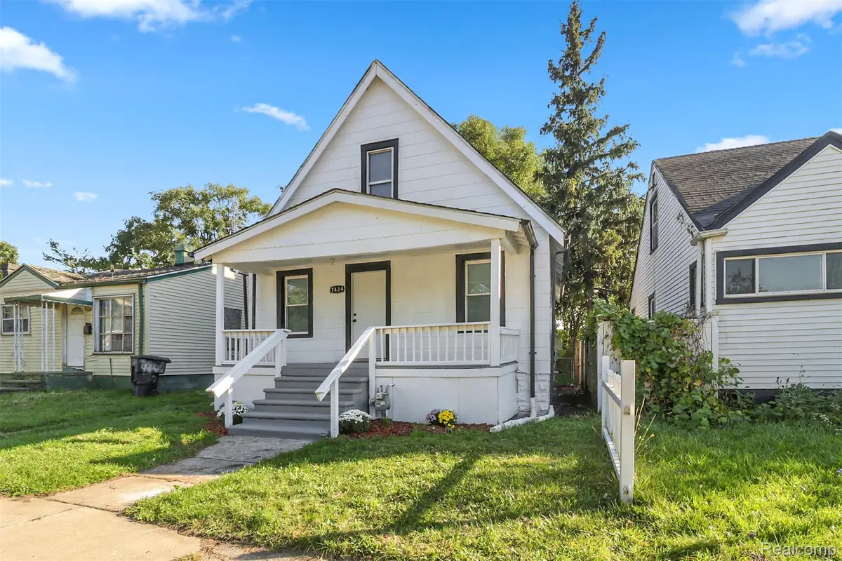 7434 Buhr Street, Hamtramck, MI 48212 - Image #1