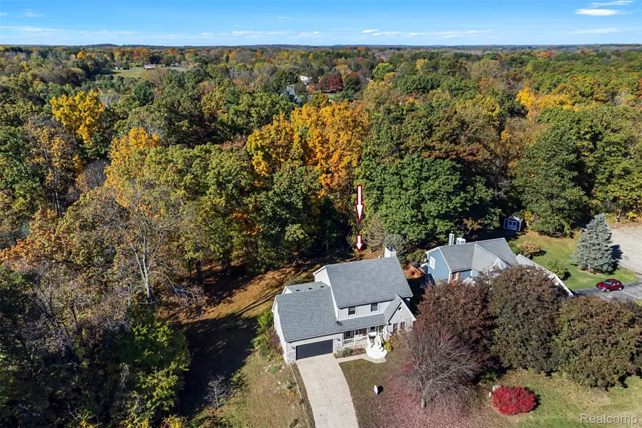 10832 Eagle Cove Drive, South Lyon, MI 48178 - Image #2
