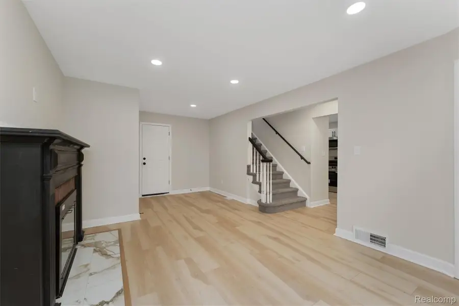 11090 Mckinney Street, Detroit, MI 48224 - Image #3