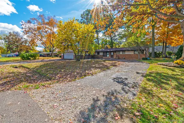 29621 Gilchrest Street, FarmingtonHills, MI 48334