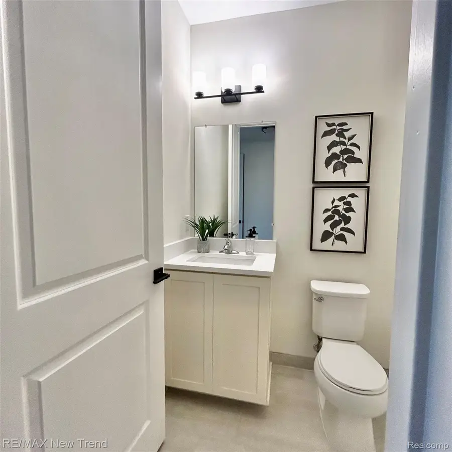 7836 Trailside Court, West Bloomfield, MI 48323 - Image #3