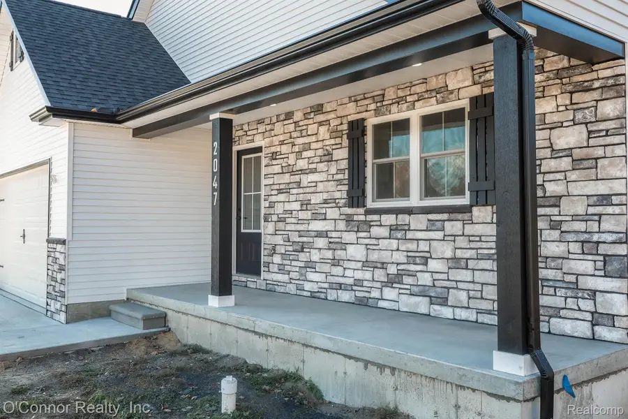 2047 Edward Lane East, Kimball Township, MI 48074 - Image #2